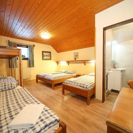 Pensjonat Planinska Koca Na Gozdu *