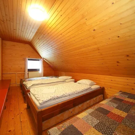 Gæstehus Planinska Koca Na Gozdu Kranjska Gora