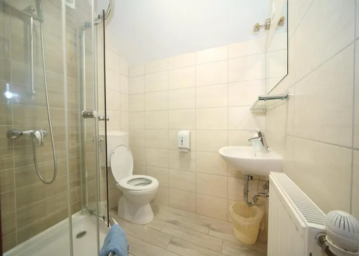 Hiša za goste Planinska Koca Na Gozdu *