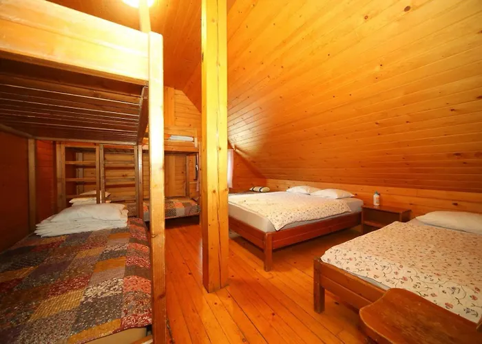 Planinska Koca Na Gozdu Hiša za goste Kranjska Gora