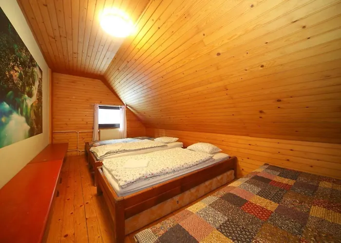 Hiša za goste Planinska Koca Na Gozdu Kranjska Gora