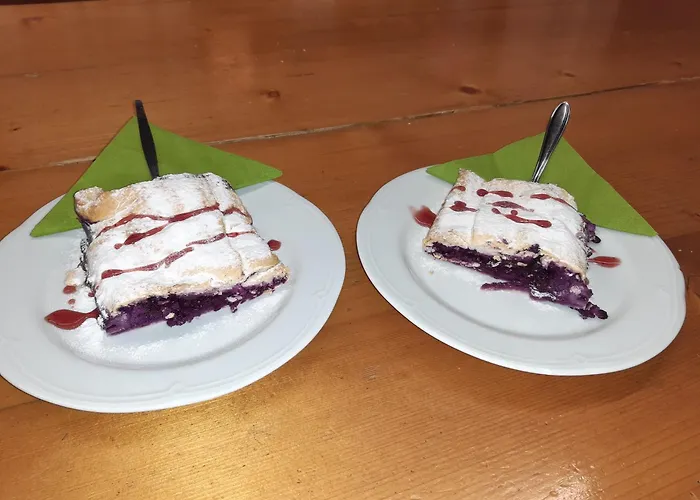 Planinska Koca Na Gozdu בית הארחה