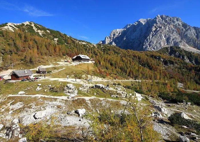 Konukevi Planinska Koca Na Gozdu *